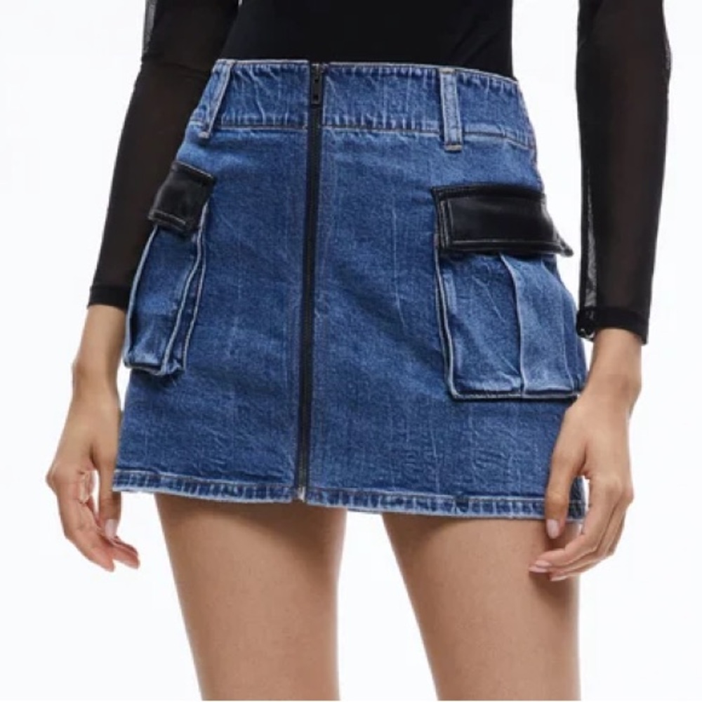 Alice + Olivia Rahmi Cargo Mini Skirt